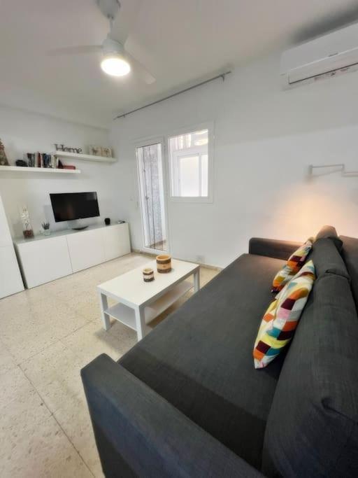 Magnifico Apartamento En El Centro De 푸엔히롤라 외부 사진