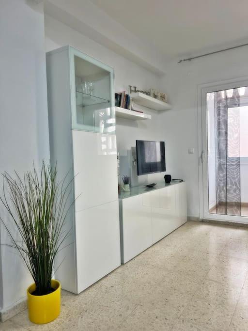 Magnifico Apartamento En El Centro De 푸엔히롤라 외부 사진