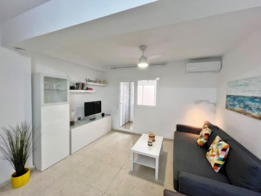 Magnifico Apartamento En El Centro De 푸엔히롤라 외부 사진