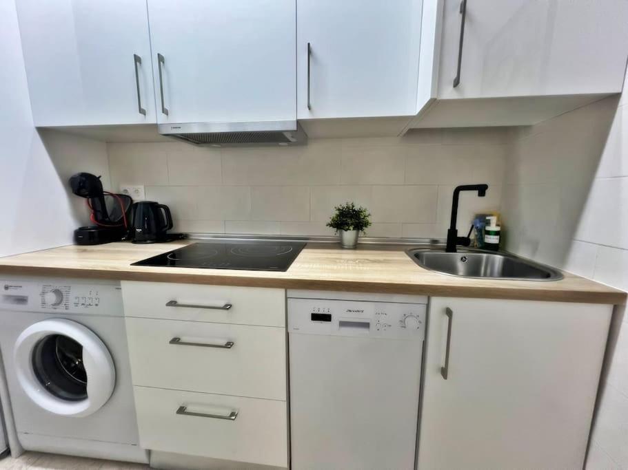 Magnifico Apartamento En El Centro De 푸엔히롤라 외부 사진